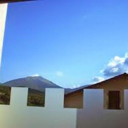 Cosy Apartment In Calvello, 45 Sqm With Included Parking Exterior foto